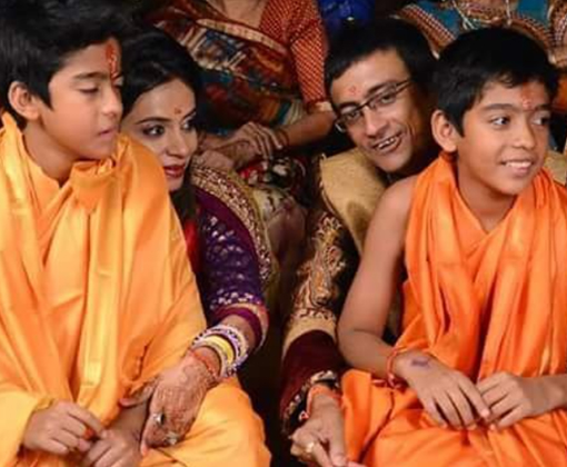 amit bhatt family with sons