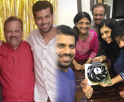 ashutosh gokhale with father vijay gokhale family